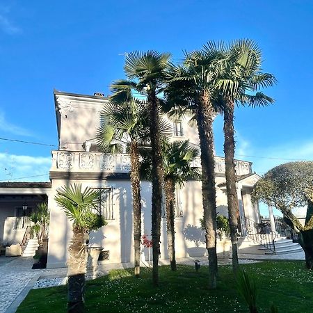 B&B Stazione Don Camillo Brescello Exterior foto