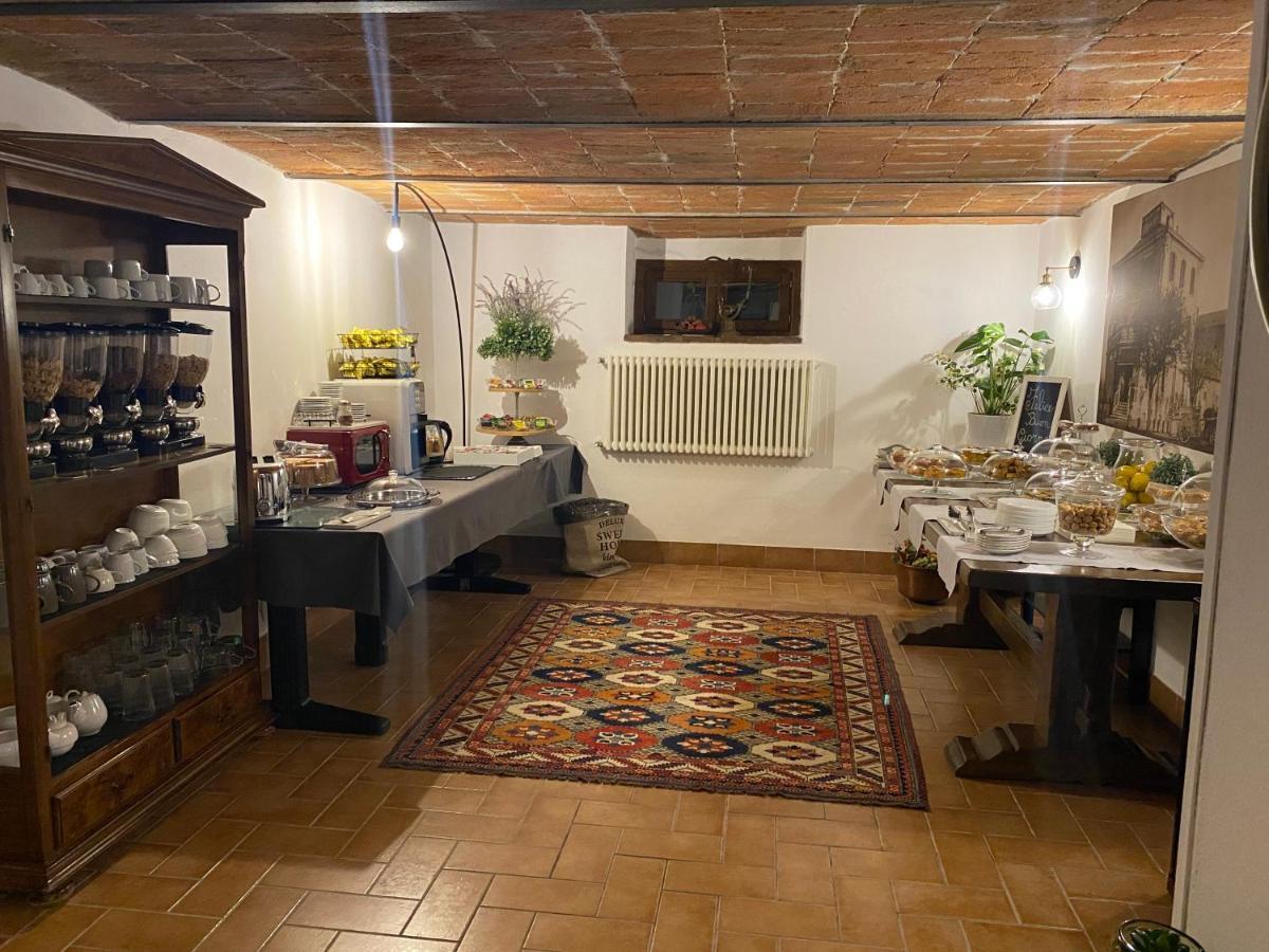 B&B Stazione Don Camillo Brescello Exterior foto
