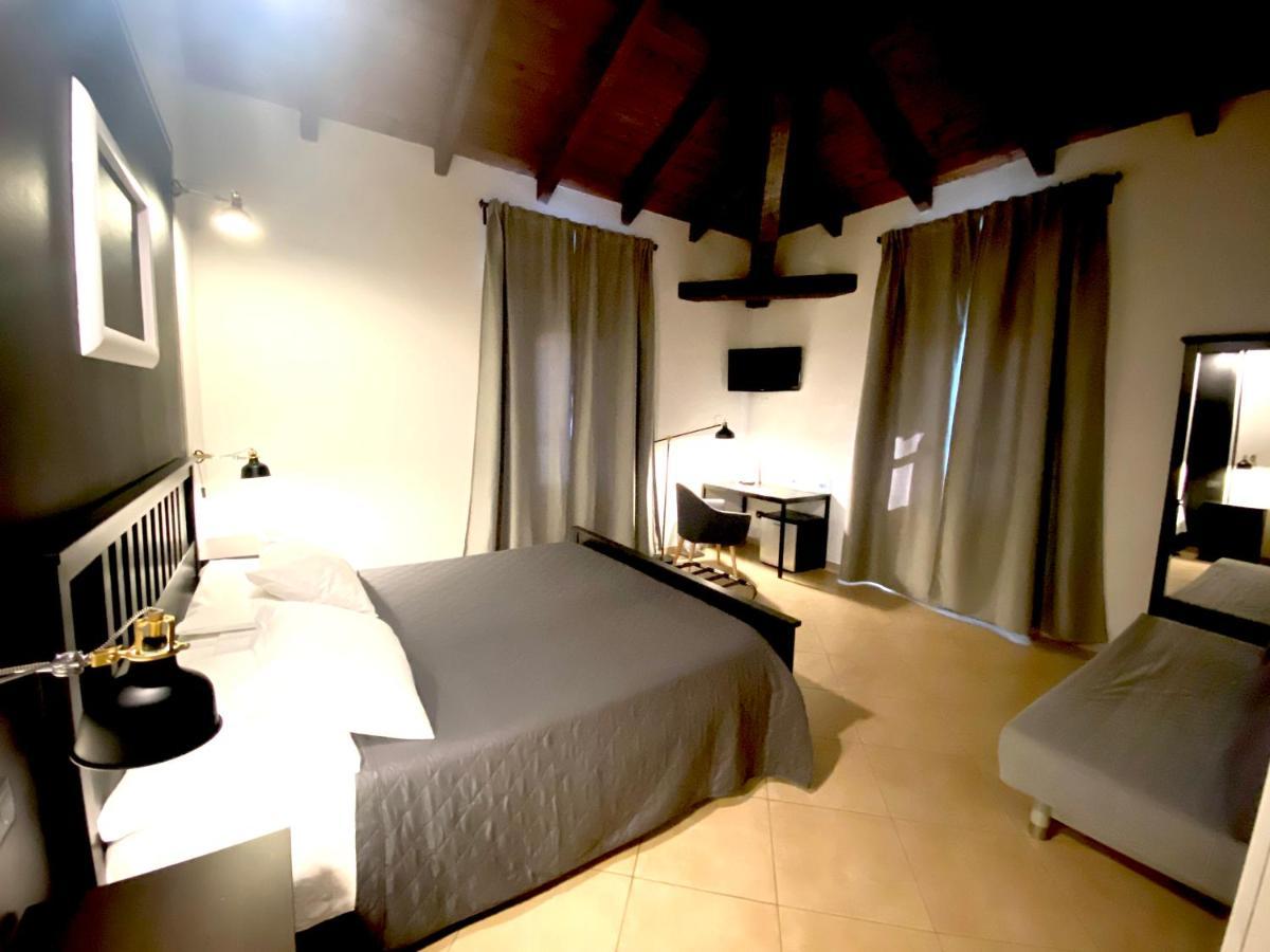 B&B Stazione Don Camillo Brescello Exterior foto
